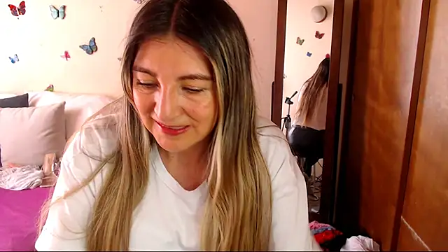 Jolie-Mature online show from 03/27/26, 09:25