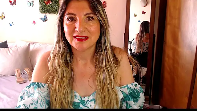 Jolie-Mature online show from 04/09/26, 07:52