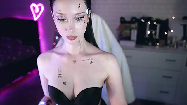 Snapshot of _Uindi_ chatting on 01/22/25, 05:06 Uindi online show from 01/22/25, 05:06