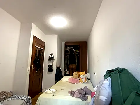 viioolleettaa online show from 10/24/25, 04:03