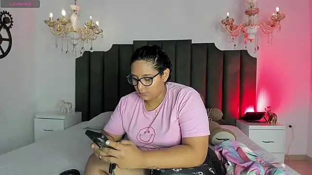 DanielleEvans  online show from 09/09/25, 11:32