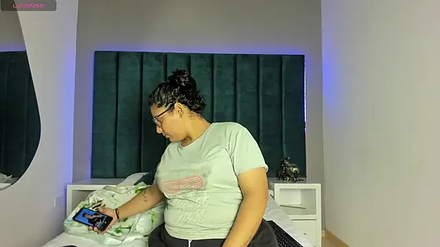 DanielleEvans  online show from 01/09/26, 11:24