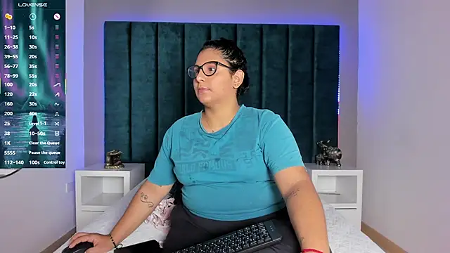 DanielleEvans  online show from 01/13/26, 11:26