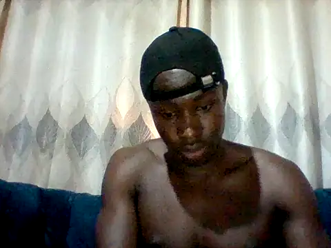 Snapshot of mclntz_bbc chatting on 05/01/26, 01:16 mclntz bbc online show from 05/01/26, 01:16
