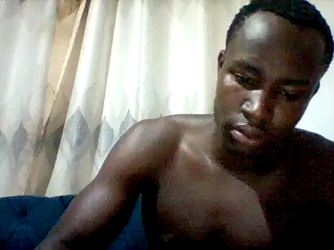 Snapshot of mclntz_bbc chatting on 05/07/26, 02:39 mclntz bbc online show from 05/07/26, 02:39