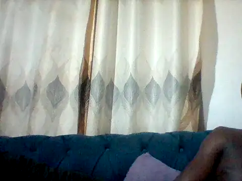Snapshot of mclntz_bbc chatting on 06/02/26, 02:08 mclntz bbc online show from 06/02/26, 02:08