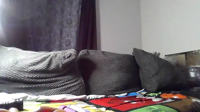 Snapshot of ExoticBlue-Butterfly chatting on 06/01/26, 04:03 ExoticBlue-Butterfly online show from 06/01/26, 04:03