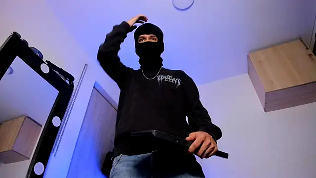 Samuel Suarez online show from 09/25/25, 03:54