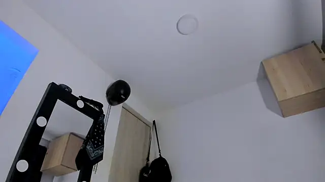 Samuel Suarez online show from 10/07/25, 04:42