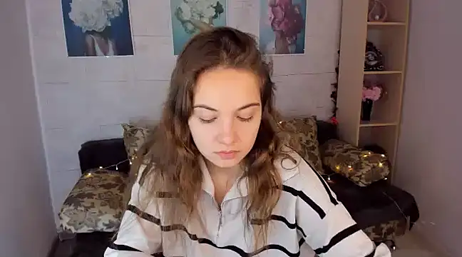 KristinaLoison online show from 12/26/24, 04:14