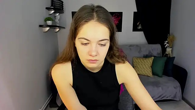 KristinaLoison online show from 01/11/25, 04:06