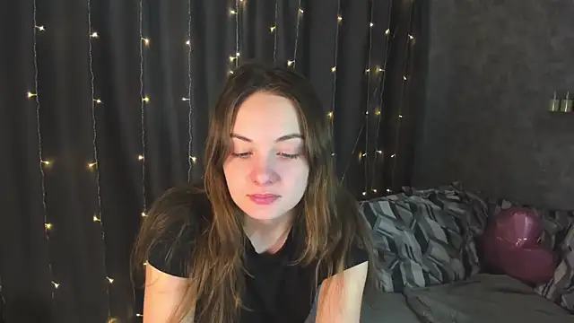 KristinaLoison online show from 02/21/25, 04:05