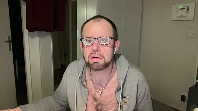 FABIOGLASSES online show from 02/14/26, 02:30