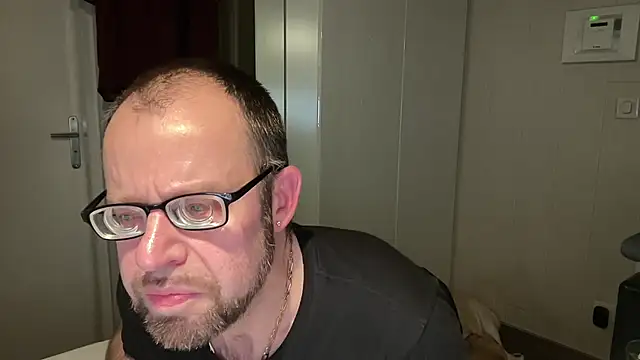 FABIOGLASSES online show from 02/15/26, 11:56