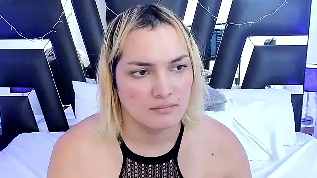 Snapshot of katya_kozlov chatting on 03/02/25, 10:14 katya kozlov online show from 03/02/25, 10:14