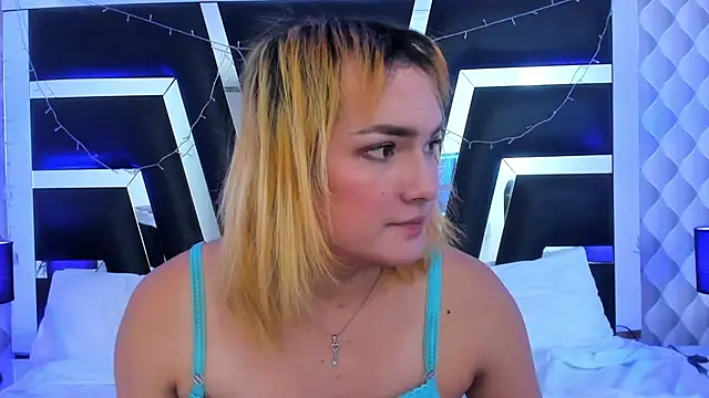 Snapshot of katya_kozlov chatting on 09/11/25, 04:56 katya kozlov online show from 09/11/25, 04:56