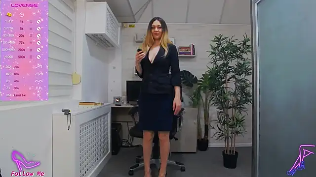 EllaMilf  online show from 01/26/25, 10:12