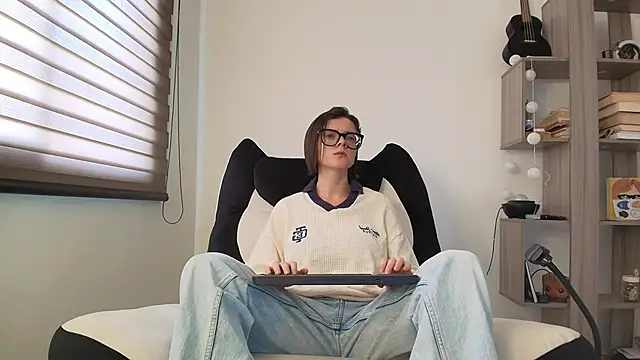 Arya starrk online show from 01/18/26, 01:37