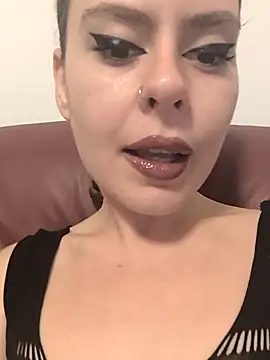 Stoned-baby69 online show from 09/28/25, 04:23