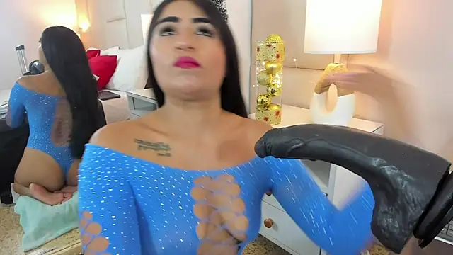 AntoniaRoss  online show from 12/10/24, 08:27