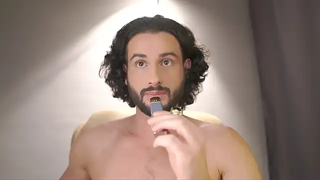 Keen   Luckystrike online show from 02/02/26, 11:47