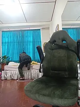 kelly dirty  online show from 12/22/25, 12:35