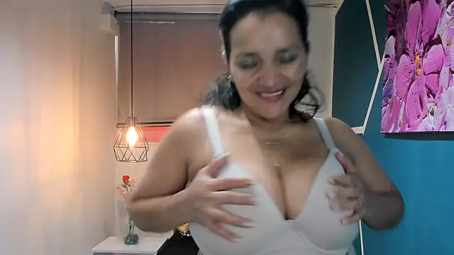 MarilynMiilf  online show from 12/10/24, 07:43