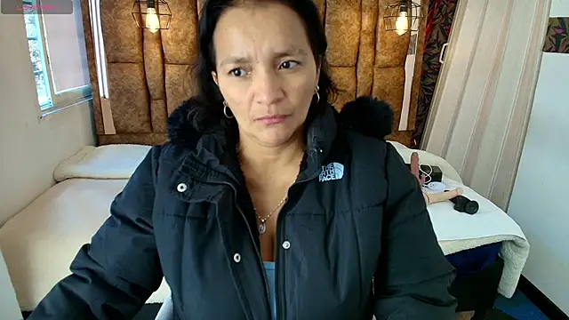 Snapshot of MarilynMiilf_ chatting on 06/26/26, 07:07 MarilynMiilf online show from 06/26/26, 07:07