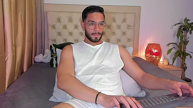 Josseph1  online show from 02/05/25, 03:34