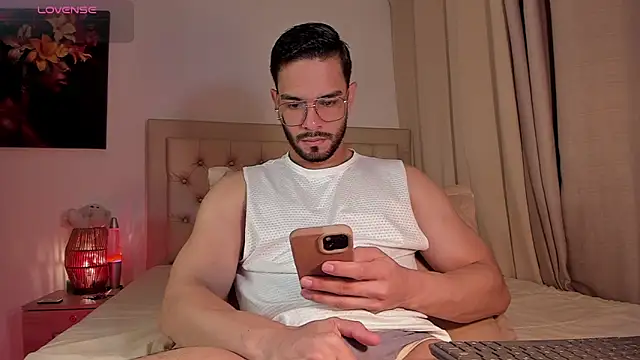 Josseph1  online show from 10/11/25, 12:21