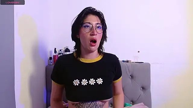 Red-moon1 online show from 03/08/25, 12:09