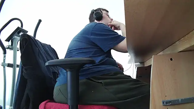 chubbysmallcockxh online show from 07/05/26, 04:14