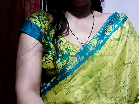 Snapshot of RukminiNew chatting on 04/19/26, 06:10 RukminiNew online show from 04/19/26, 06:10