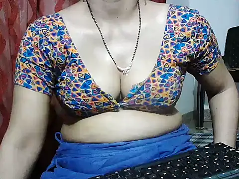 Snapshot of RukminiNew chatting on 05/08/26, 06:46 RukminiNew online show from 05/08/26, 06:46