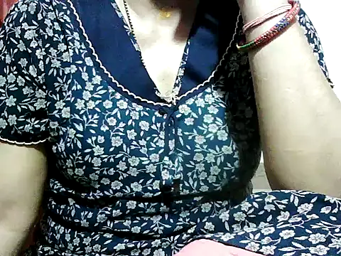 Snapshot of RukminiNew chatting on 05/18/26, 10:54 RukminiNew online show from 05/18/26, 10:54