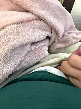 buri232 online show from 09/30/25, 03:50