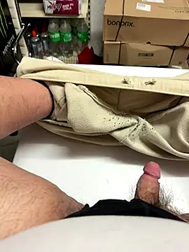 buri232 online show from 11/30/25, 01:15