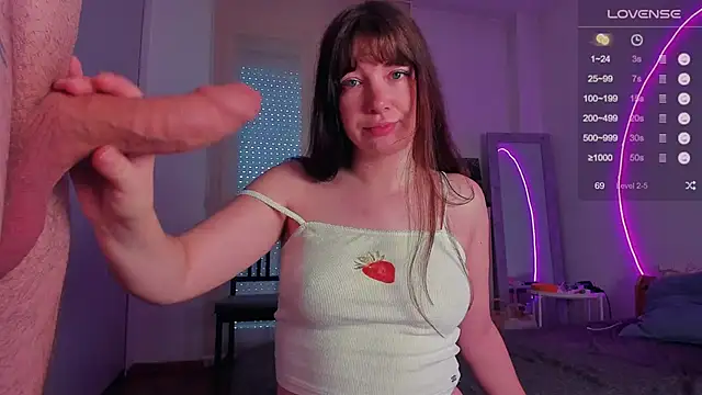 alicekaneky online show from 10/28/25, 07:01