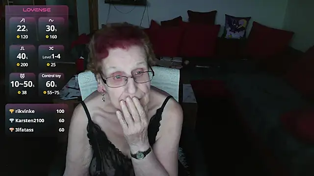 HeisseomaOriginal online show from 01/30/25, 03:08