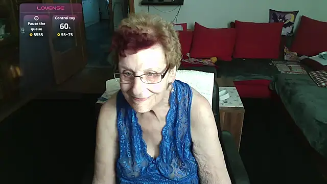 Snapshot of HeisseomaOriginal chatting on 03/01/26, 08:27 HeisseomaOriginal online show from 03/01/26, 08:27