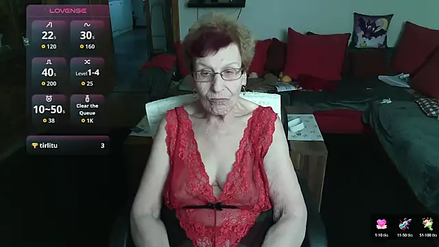 HeisseomaOriginal online show from 03/08/26, 08:18