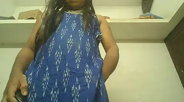 Snapshot of Akhilamolu_the_transsissy chatting on 01/01/25, 06:16 Akhilamolu the transsissy online show from 01/01/25, 06:16