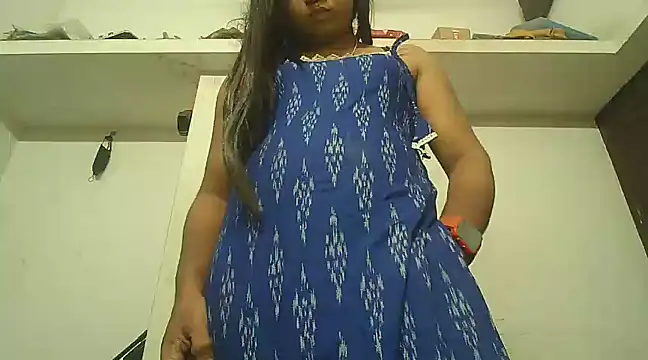 Snapshot of Akhilamolu_the_transsissy chatting on 03/07/25, 06:22 Akhilamolu the transsissy online show from 03/07/25, 06:22