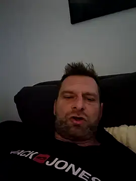 Mjn34 online show from 10/26/25, 07:03