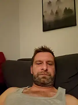 Mjn34 online show from 11/25/25, 06:35