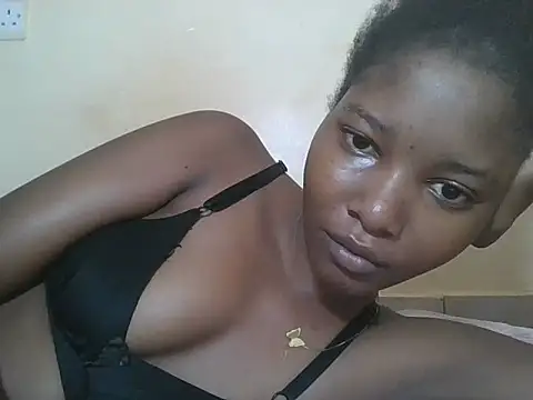 Snapshot of sexyjanett chatting on 02/05/26, 05:01 sexyjanett online show from 02/05/26, 05:01