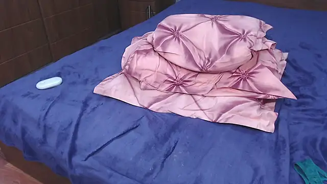 CuteBlondeMe online show from 02/04/25, 08:06