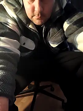 Snapshot of tididi1986 chatting on 02/03/26, 02:11 tididi1986 online show from 02/03/26, 02:11