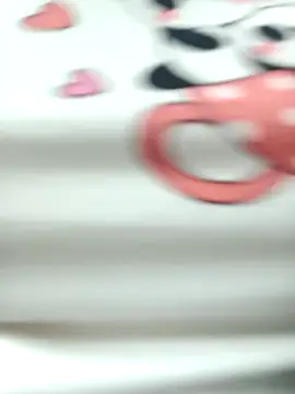 ValeriaSantos- online show from 10/19/25, 12:39