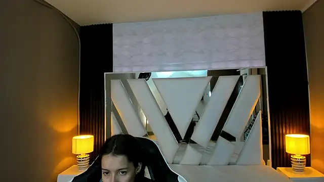 Linda4Petite online show from 02/15/26, 01:31